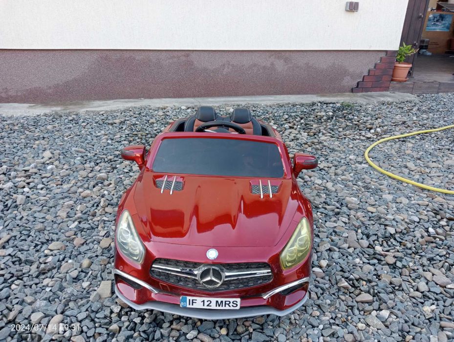 Mașinuță electrică