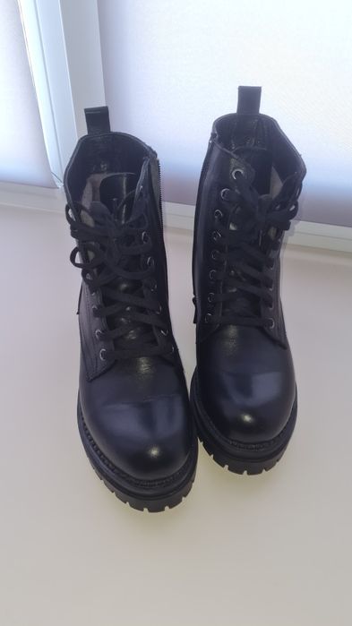 Зимняя обувь Ботинки