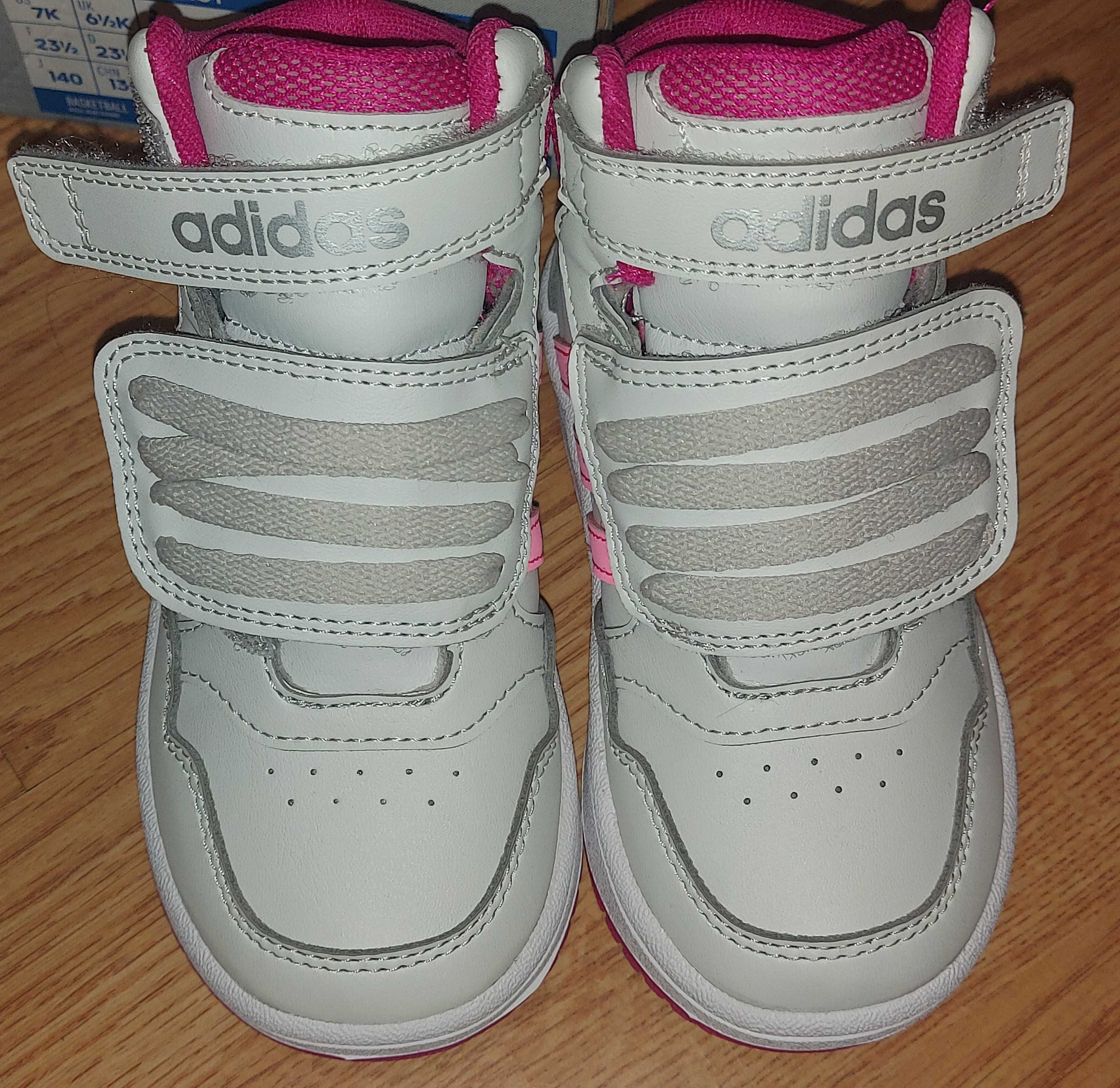 Нови adidas кецове и пантофи със скай paw patrol