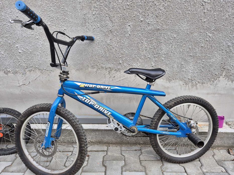 De vanzare doua biciclete copii