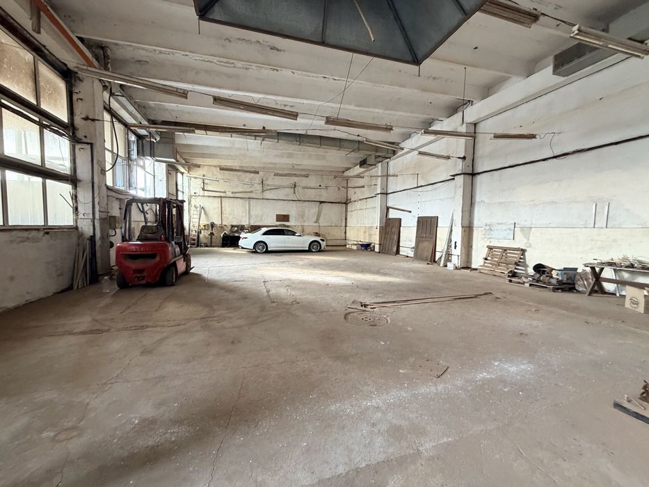 Промишлен имот в промишлена зона Сливен