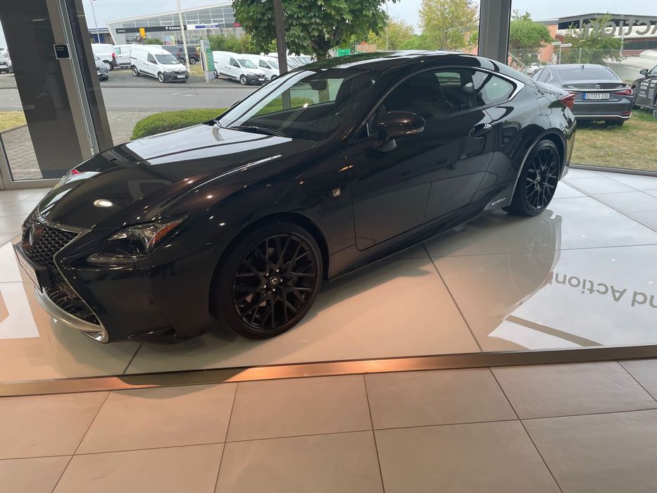 Lexus rc 300h f-sport