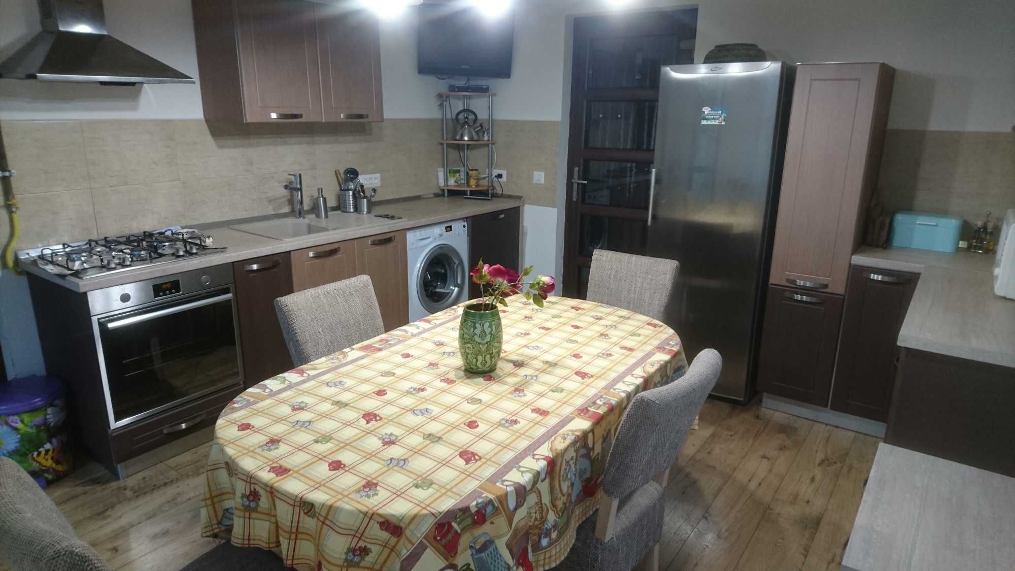 Casa de pe Louis Pasteur este de vanzare!!! Merita vazut!