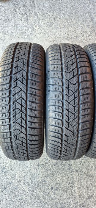 4 anvelope iarna noi Pirelli 205/55/19,dot 2022.Pretul este pe bucata