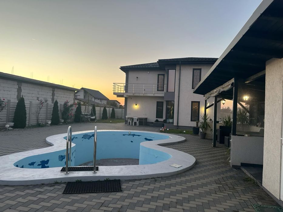 Casa mobilata P+1 la Albesti