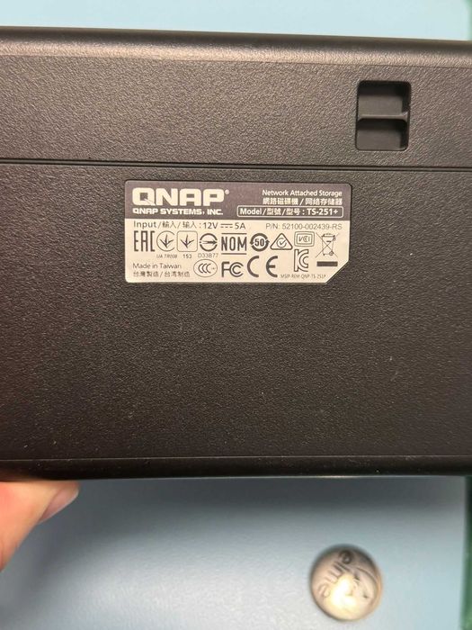 Vand NAS Qnap T-251+, cu 2 HDD WD Red 6GB