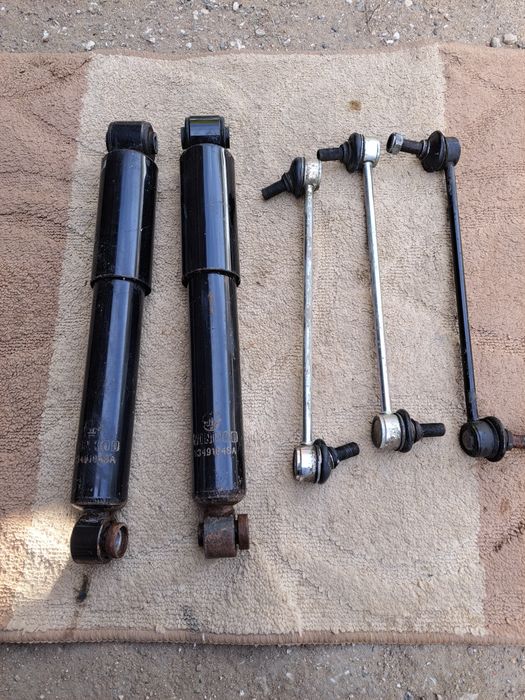 Проадам амортизаторы на киа .