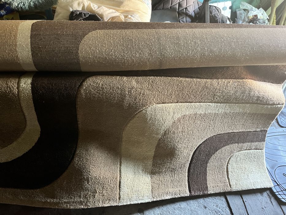 Продам ковер в отличном состоянии