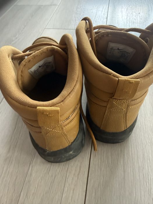 Боти Nike н. 38.5