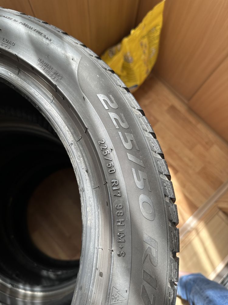 Всесезонная резина Pirelli Sottozero 3