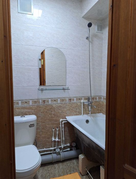 Qorasuv 6. Da 1 xona kvartira ijaraga beriladi faqat oilaga