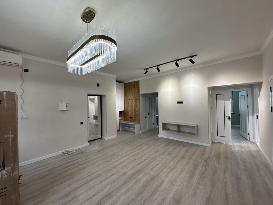 Срочно продаётся квартира 3в4 97,66кв Авторский ремонт