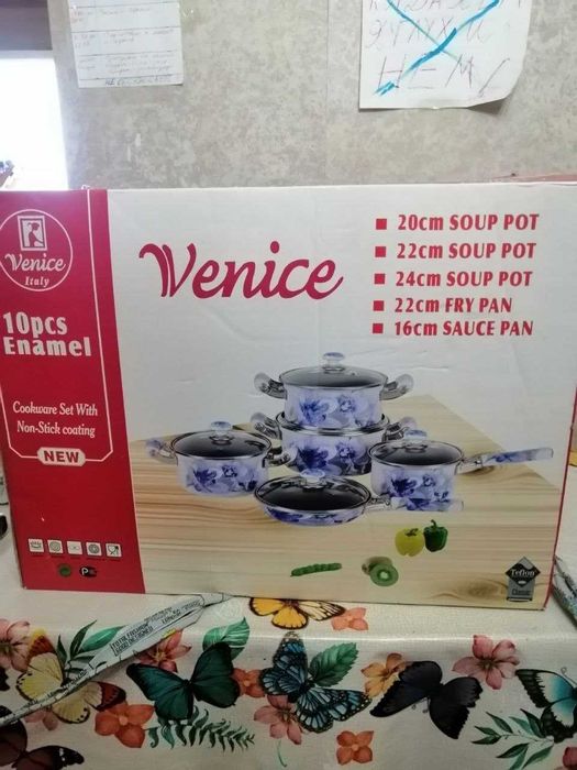 Кастрюли набор 5 предметов. Италия оригинал