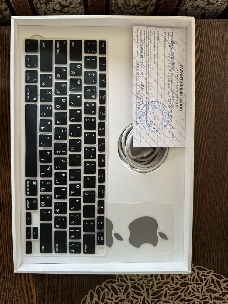 MacBook Air M1 2020 | Зарядка + коробка