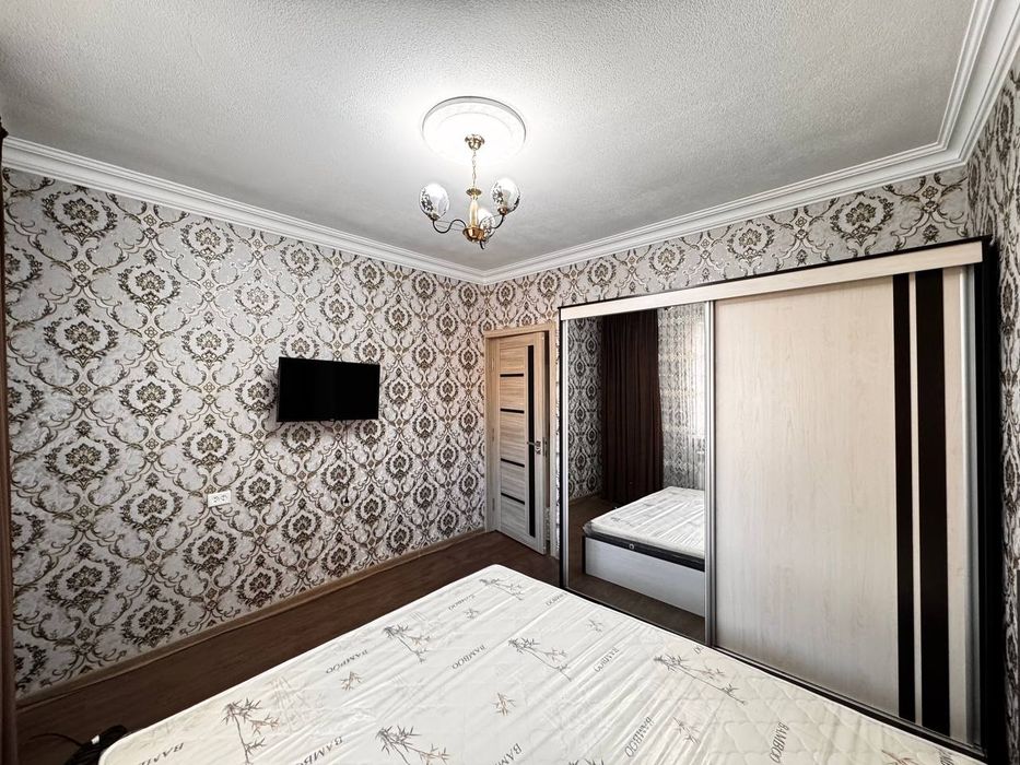 Продаётся 3х квартира Рудакий Без глухой