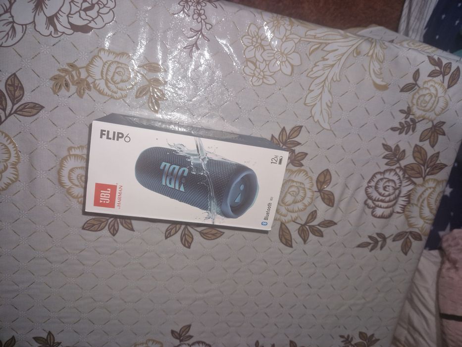 Boxa jbl flip 6  originala