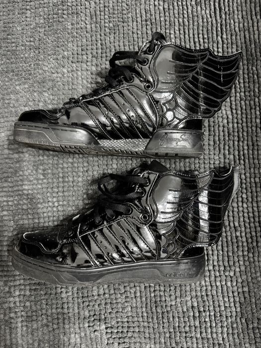 Adidasi de colectie Adidas ,,Jeremy Scott”