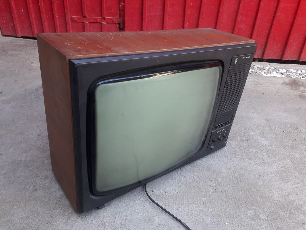 Televizor color LG