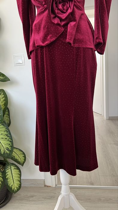 Compleu cu fusta din catifea Poema