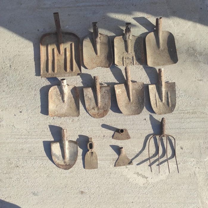 Продается лопаты, тяпки и вилла