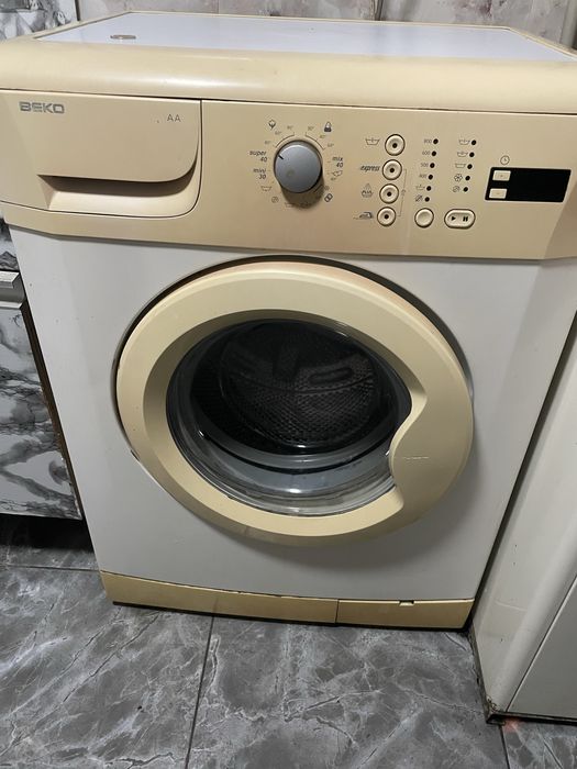 Продам стиральную машинку Beko