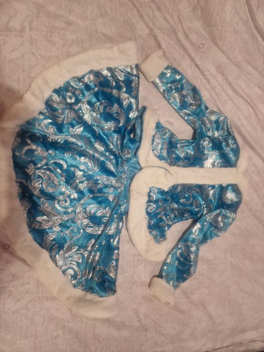 Продам детский новогодний костюм снегурочки