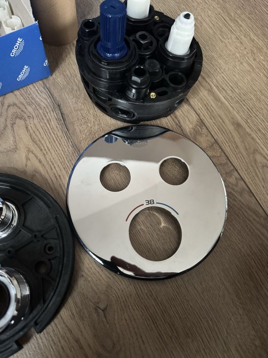 Контролен блок Grohe с два изхода