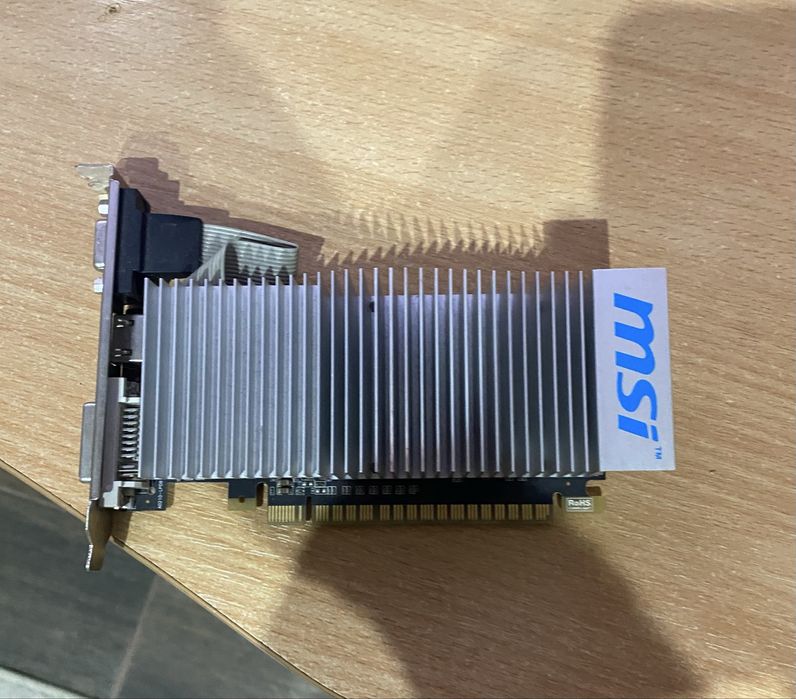 Placa video MSI NVIDIA GEFORCE 210 GT218 DDR3