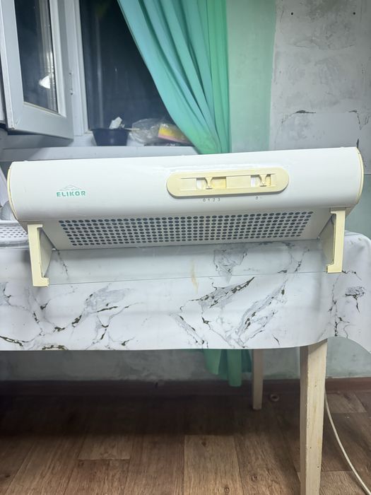 Вытяжка продается