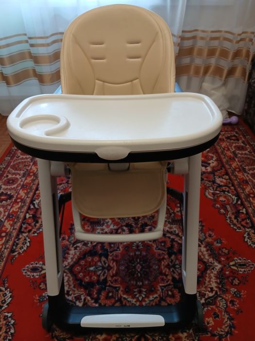 Продам стульчик для кормления трансформер Peg-Perego Siesta Follow Me