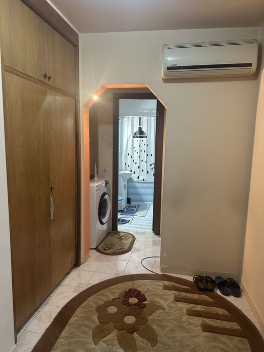 Imchiriez apartament 2 camera langa Titulescu