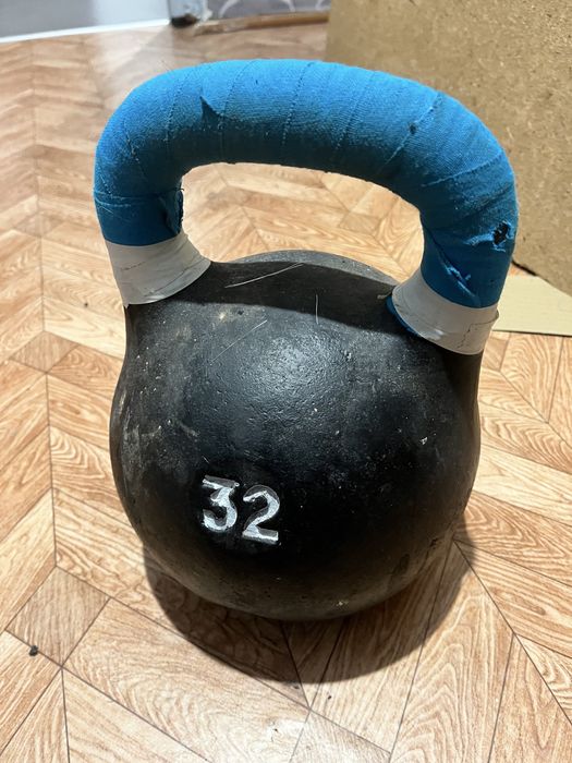 Продам гирю 32 кг