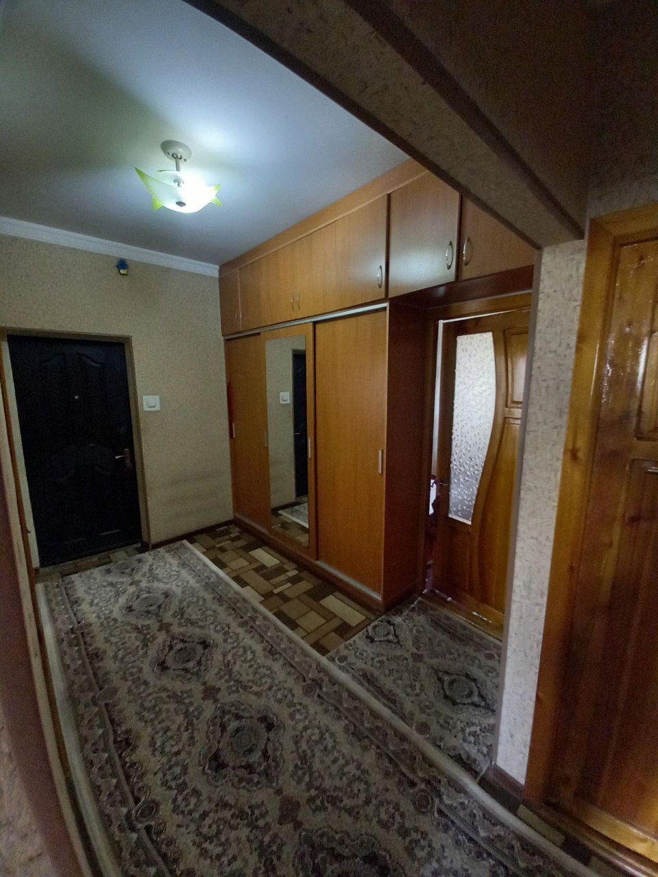 Продаётся уютная 4-х комнатная квартира в Сергели 4