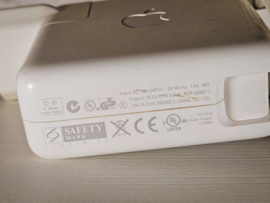 Incarcator original Apple Macbook Pro A1344 60W 16.5V 3.65A MagSafe