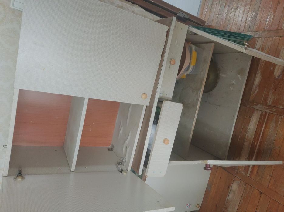 Даром. Дсп шкафы для кухни. Произведено в СССР