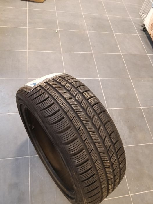 Anvelope iarna Nexen 225/45/17
