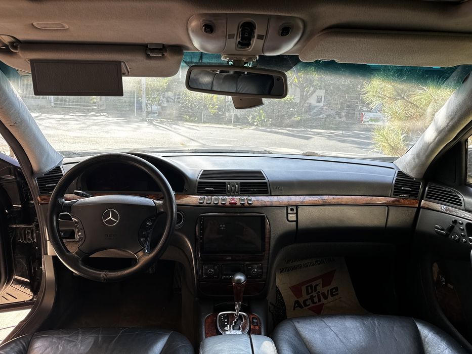 Mercedes Benz 220 w 222 qilingan