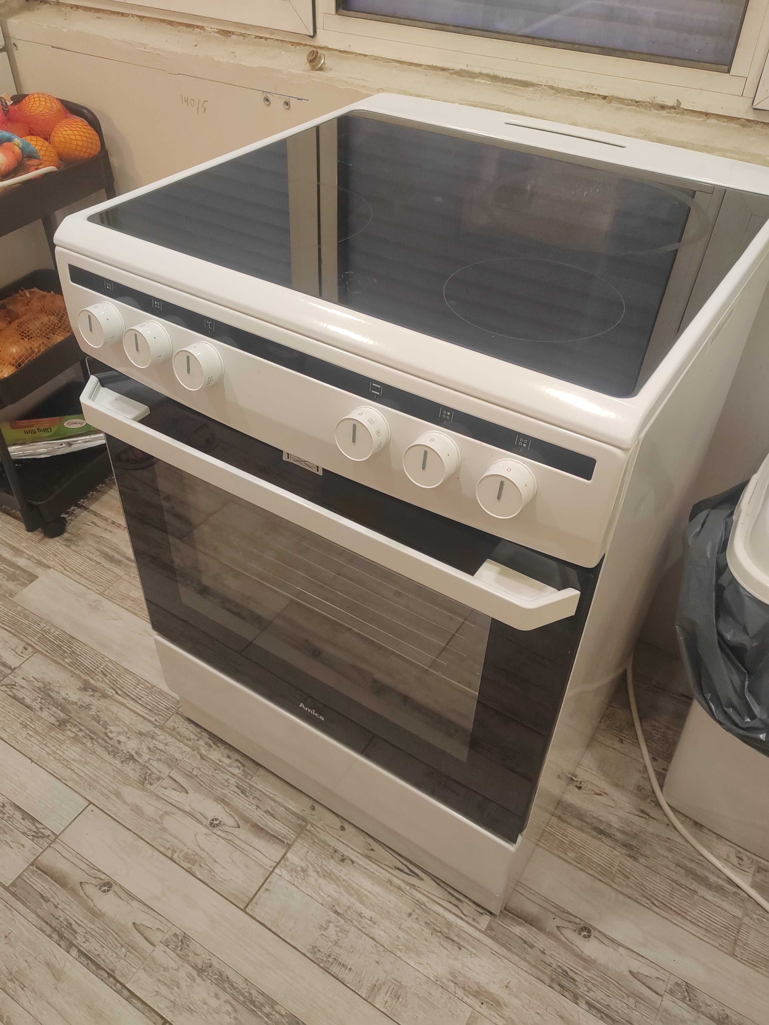 Готварска печка Amica 6018ce3