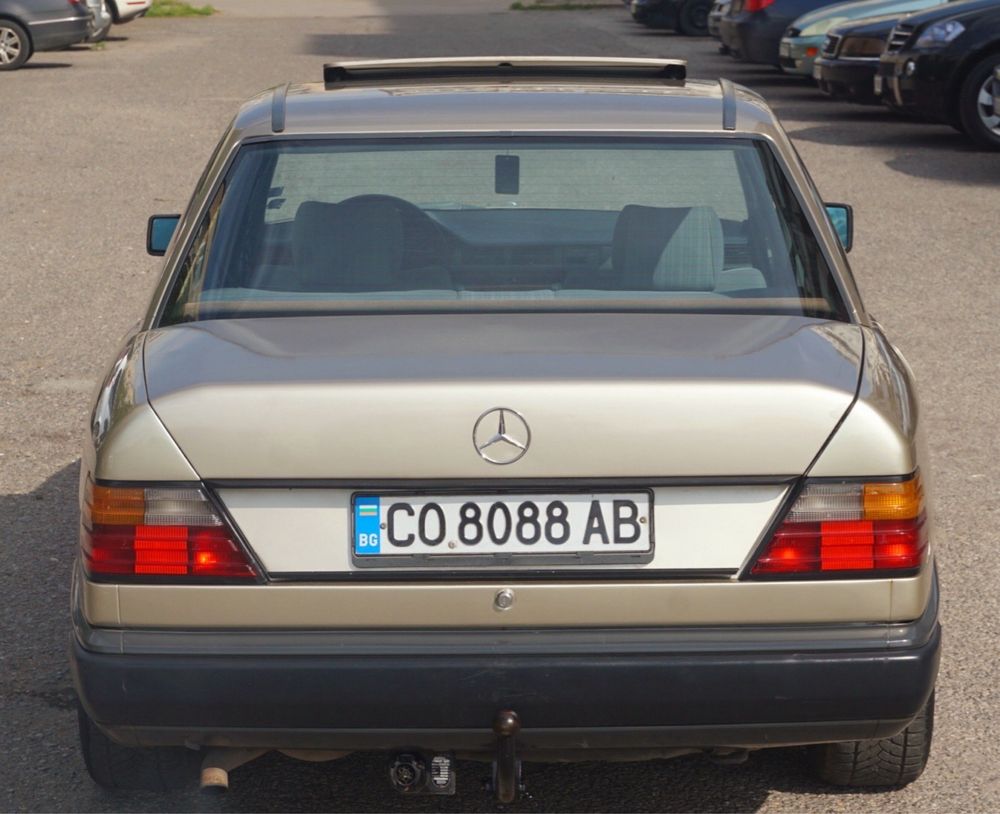 Mercedes W124 2.5D 90hp 1987г