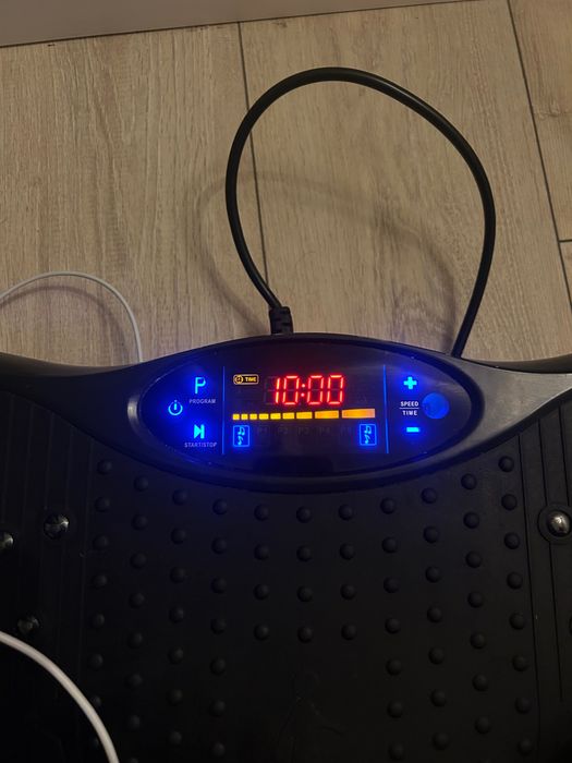 aparat fitness vibromasaj- nou folosit o singură dată