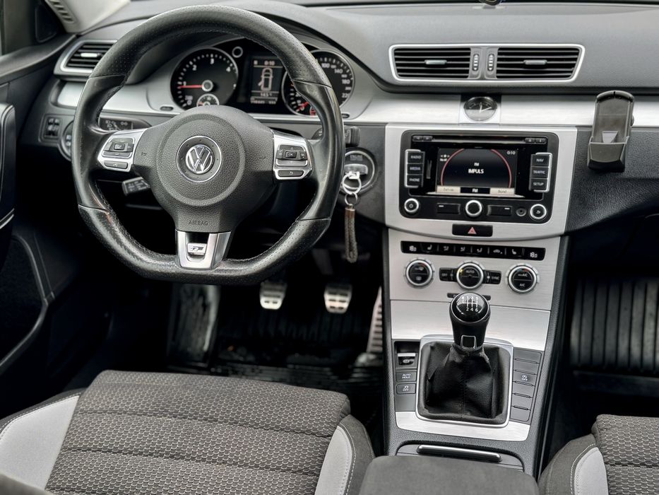 VW Passat B7 / R-Line / 2.0 TDI / 177 CP / An 2014 / Euro 6