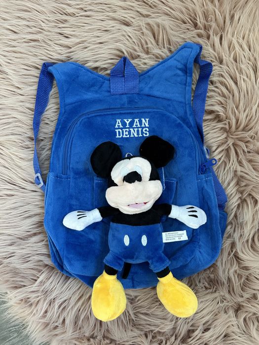 Ghiozdane personalizate cu orice nume