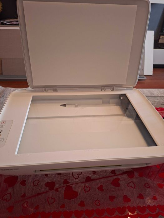 Imprimantă HP alba