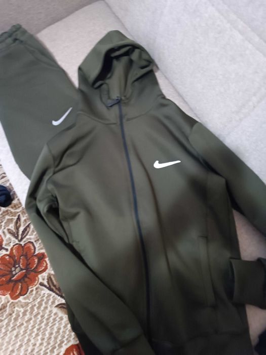 Екипи и горници ...