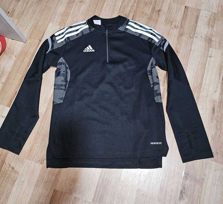 Оргинални блузи без забележки