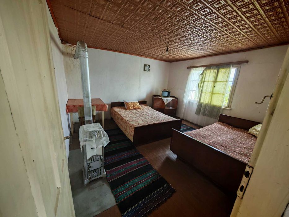 Къща с двор с.Пищигово