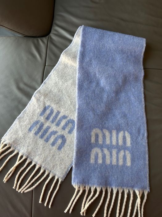 Зимен шал Miu Miu