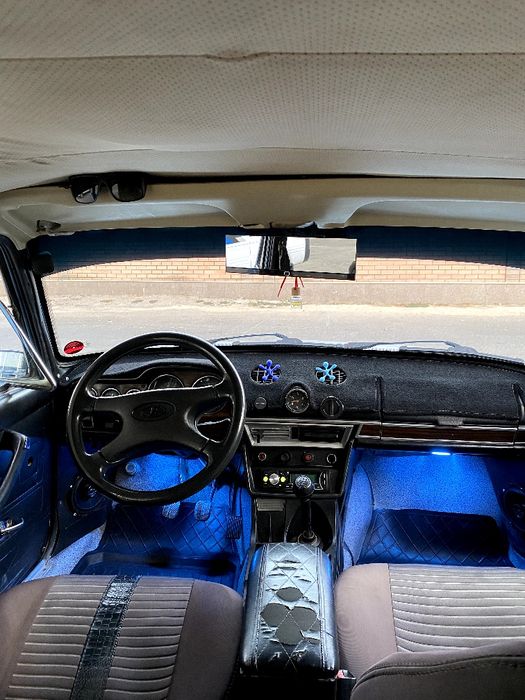 Vaz 2103 sotiladi sro'chni