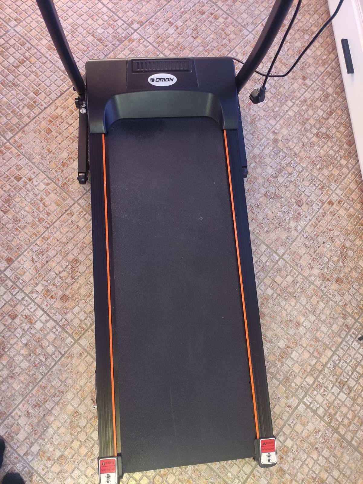 Продавам бягаща пътека ORION CORE Y 3