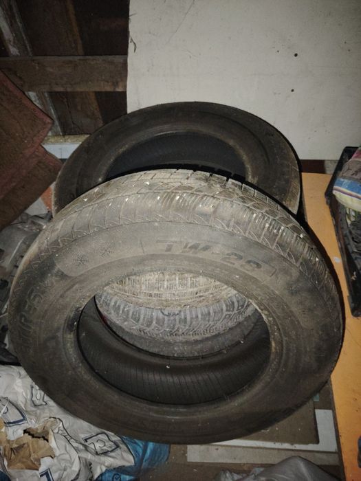 Продам зимние шины